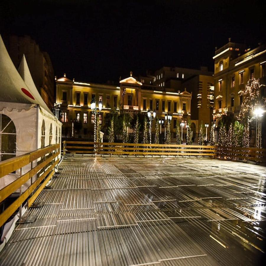 Έρχεται το εντυπωσιακό παγοδρόμιο στην πλατεία Κοτζιά – Πότε ανοίγει τις πύλες του