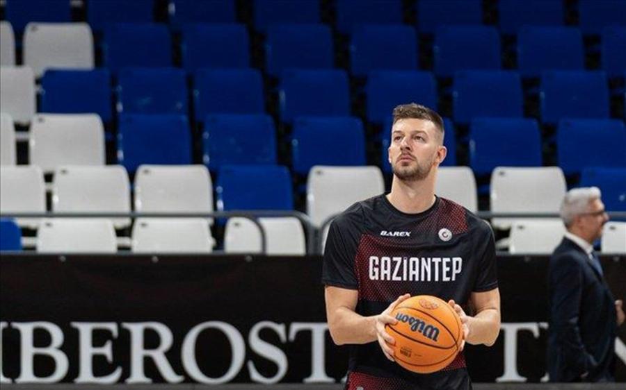 Το ευρωπαϊκό μπάσκετ και η Ελλάδα θρηνούν: Πέθανε ο Στέφαν Γέλοβατς της ΑΕΚ σε ηλικία 32 ετών