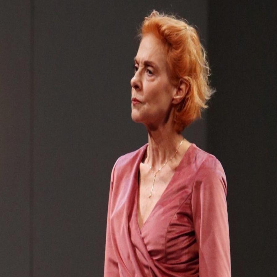 Ναταλία Τσαλίκη: Ο γάμος με τον Γιάννη Μπέζο, οι δύσκολες σχέσεις με τους γονείς της και η φυγή από το σπίτι