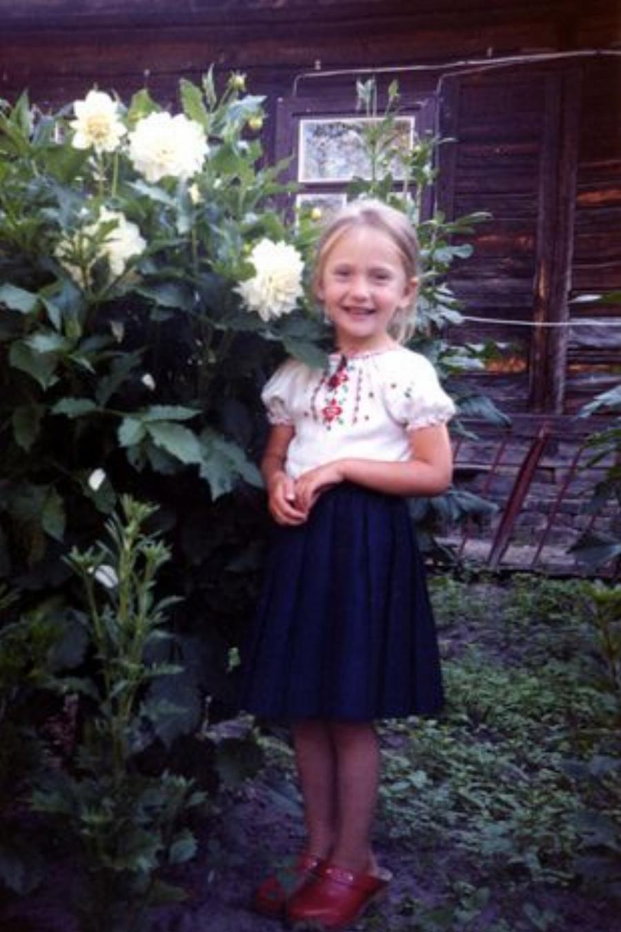 Το κορίτσι του Τσέρνομπιλ: Το μόνο παιδί που είναι γεννημένο κρυφά στην απαγορευμένη ζώνη έγινε 20 χρονών