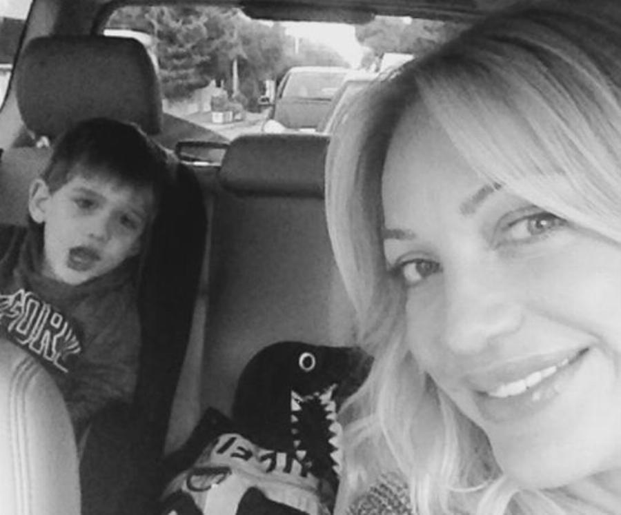 Ελληνίδες διάσημες: Ποιες είναι οι γυναίκες που άφησαν τη δοξασμένη καριέρα τους, για να μεγαλώσουν τα παιδιά τους