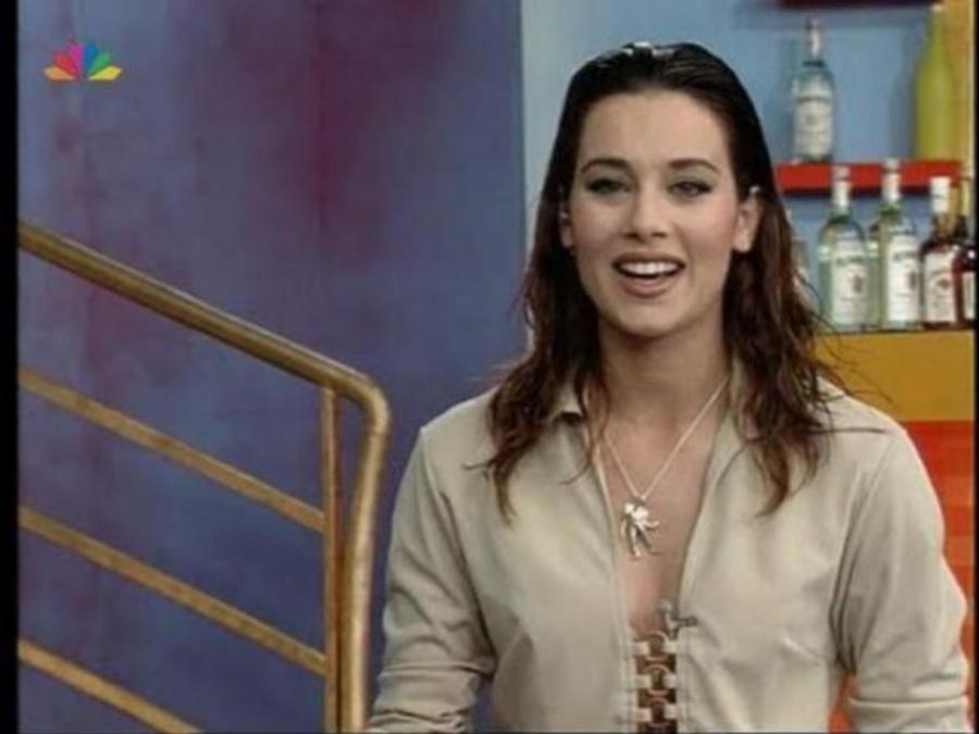 Ελληνίδες διάσημες: Ποιες είναι οι γυναίκες που άφησαν τη δοξασμένη καριέρα τους, για να μεγαλώσουν τα παιδιά τους