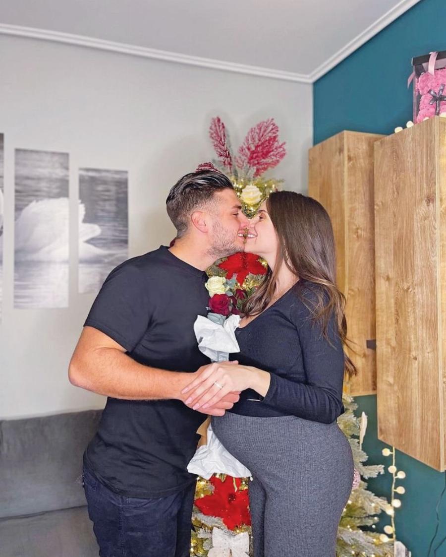 Αλέξανδρος Κοψιάλης: Συστήνει για πρώτη φορά στο κοινό το γιο του και η ομοιότητα είναι εκπληκτική