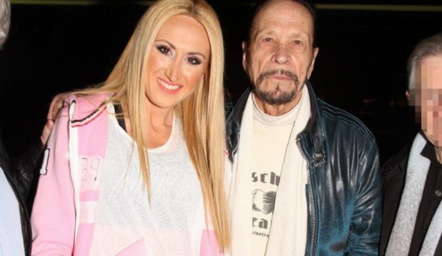 «Η αγάπη χρόνια δεν κοιτά»: Έλληνες διάσημοι και ξένοι που έχουν ως και 50 χρόνια διαφορά ηλικίας με τις συντρόφους τους