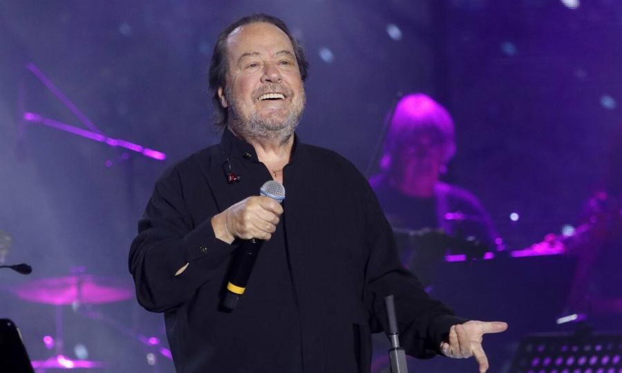 Γιάννης Πάριος: «Σύζυγος δεν είμαι καλός, αλλά καλός πατέρας δεν έπαψα να είμαι – Δεν έχω πολυτιμότερο πράγμα από τα παιδιά μου»