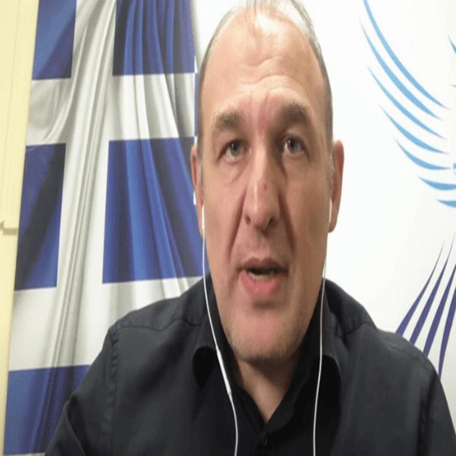 Φαίδων Βόβολης: “Δεν είναι γριπούλα, η covid σκοτώνει”, λέει ύστερα από 9 ημέρες βαριάς νοσηλείας με κορωνοιό”