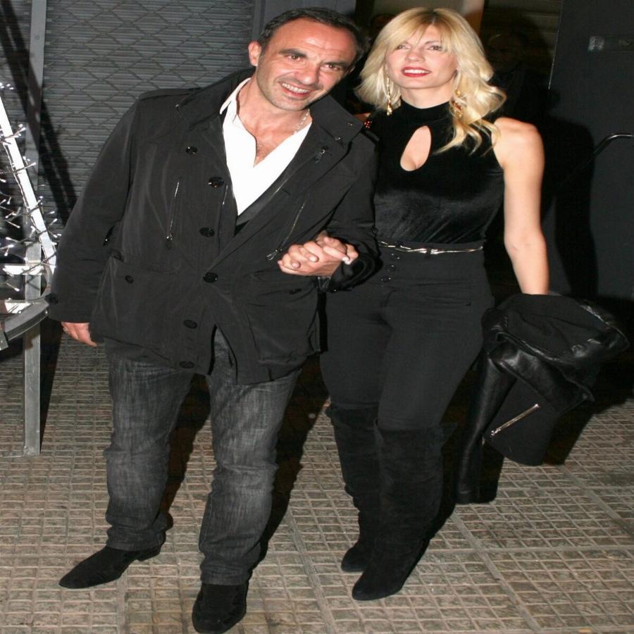 Νίκος Αλιάγας: Η αλλαγή στην καριέρα, η σχέση με την Μπακοδήμου, και ο έρωτας με την Τίνα Γρηγορίου