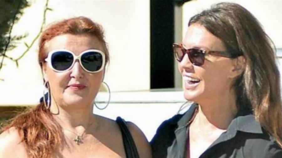 Βάνα Μπάρμπα: Το παιδί εκτός γάμου, ο σύντροφος που δεν ξέχασε, τα 17 χρόνια μοναξιάς και η τραγική απώλεια