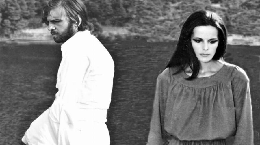 Λάκης Κομνηνός: Ο δεύτερος γάμος, ο γιος του που πήρε την ομορφιά του και το άβολο σκηνικό με τις θαυμάστριες