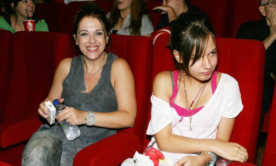 Η κόρη των Παπακωνσταντίνου και Ράντου έγινε 25 ετών – Πήρε το ταλέντο των γονιών της και ασχολείται με τις Καλές Τέχνες