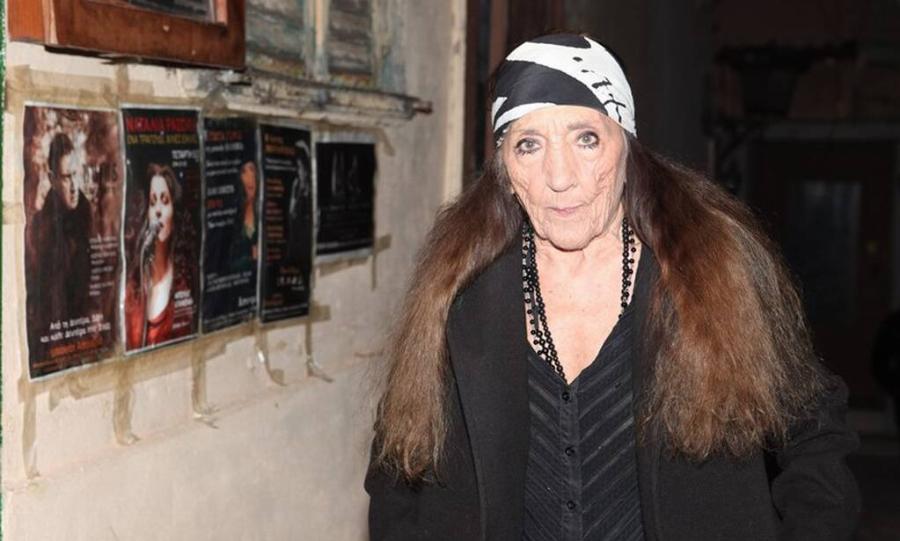 Γιώτα Γιάννα: O πρώτος δίσκος μετά τα 80, ο θάνατος του αδερφού της και η ζωή της 92χρονης ασυμβίβαστης τραγουδίστριας