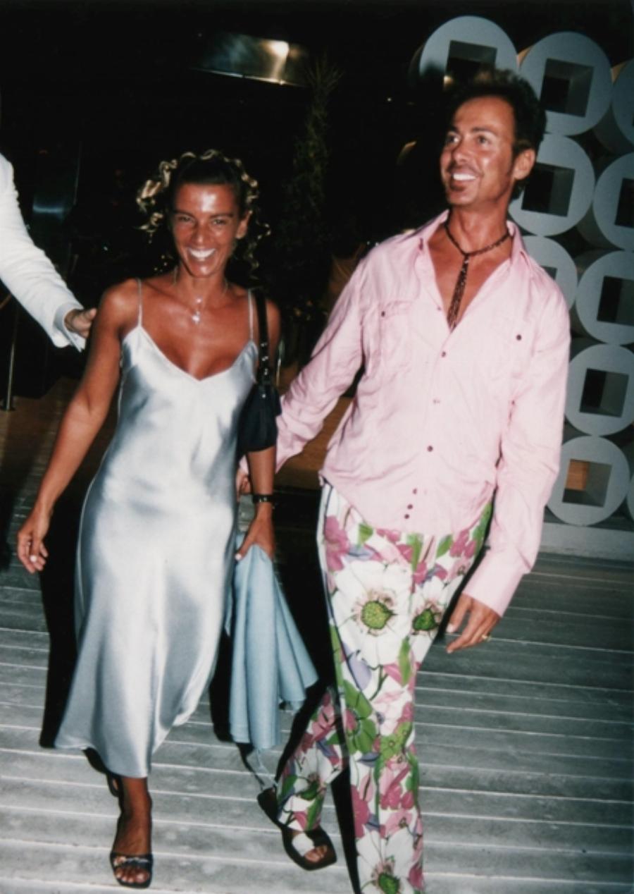 Λάκης Γαβαλάς: Ο κρυφός γάμος, οι 7 συλλήψεις, η χρεοκοπία των εκατομμυρίων και η έπαυλη των 1400 τετραγωνικών