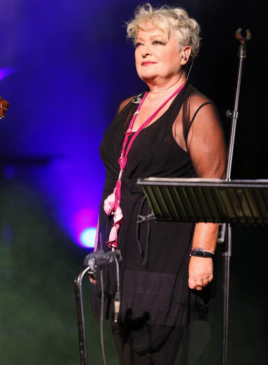 Τάνια Τσανακλίδου: «Ένα τραγούδι για να της πω όσα ποτέ δε πρόλαβα» – Η συγκινητική ιστορία πίσω από το «Μαμά Γερνάω»