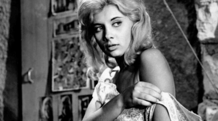 Μίρκα Καλαντζοπούλου: Το παιδί-θαύμα του κινηματογράφου και η σημερινή εμφάνιση της εντυπωσιακής ξανθιάς