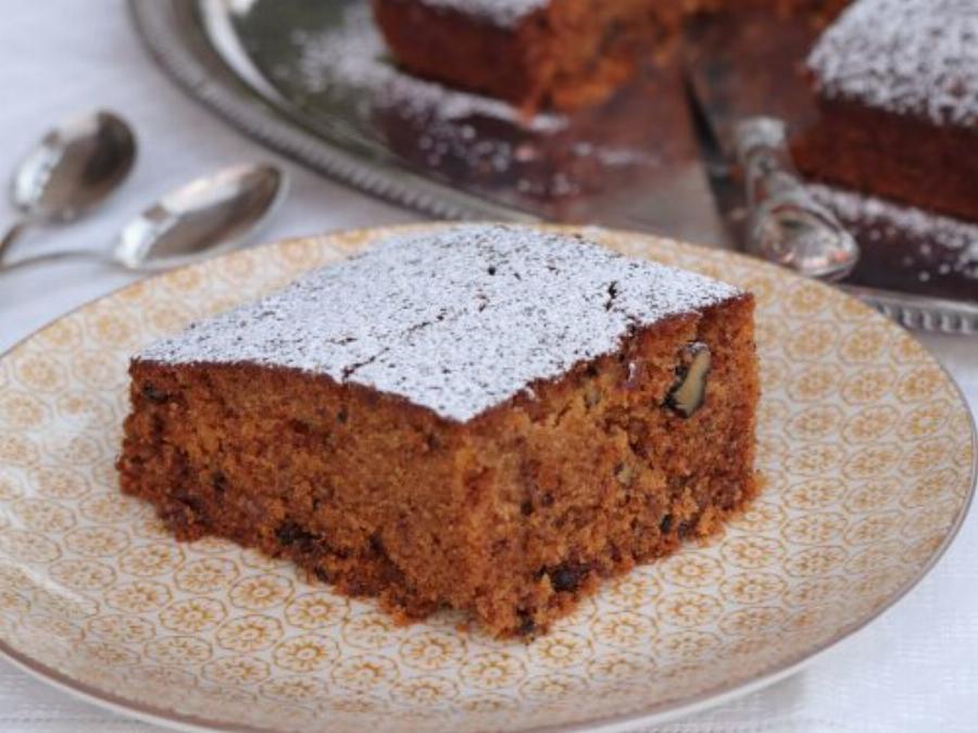 Νόστιμη παραδοσιακή συνταγή για Φανουρόπιτα, εύκολα μόνο με 9 υλικά