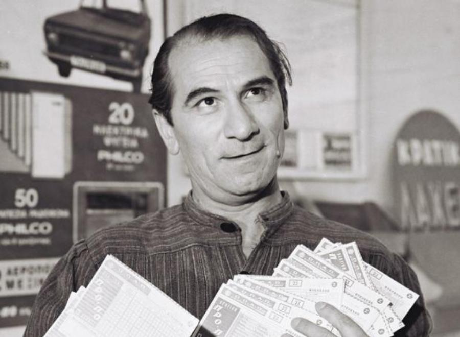 Έζησαν την απόλυτη φτώχεια και δεν το έβαλαν κάτω: 12 περιπτώσεις Έλληνων ηθοποιών που βίωσαν κρίση