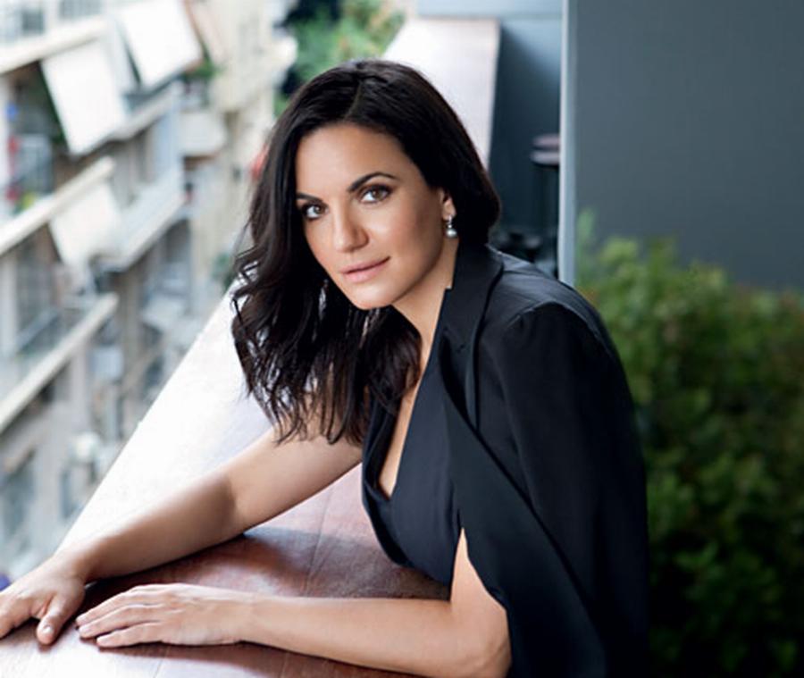 Πιο όμορφη και εντυπωσιακή από ποτέ: Η πρώτη τηλεοπτική εμφάνιση της Όλγας Κεφαλογιάννη με τον σύζυγό της