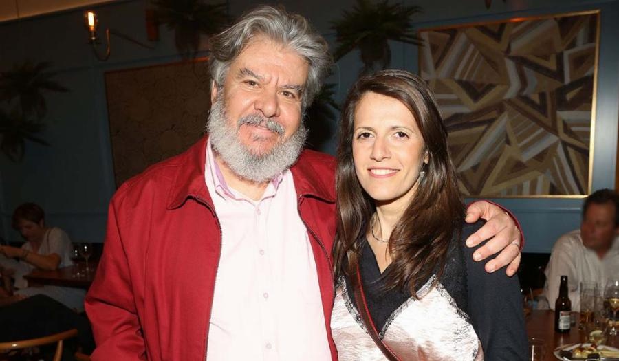 Βασίλης Χαλακατεβάκης: «Έγινα χαζομπαμπάς στα 63 και ήταν το ωραιότερο δώρο της ζωής μου»