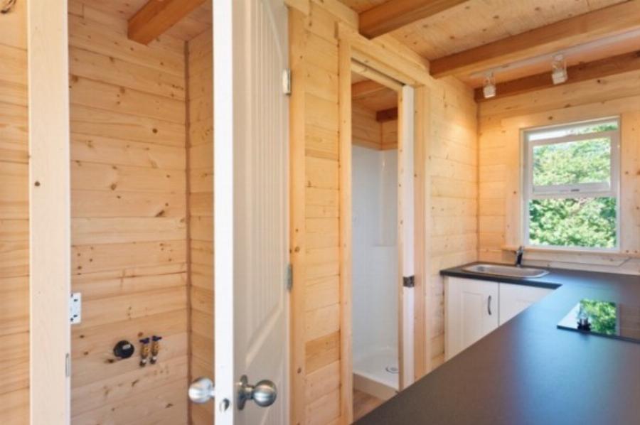 Είναι μόνο 15 τετραγωνικά, το πηγαίνεις όπου θες και το εσωτερικό του είναι τόσο βολικό σαν μεζονέτα