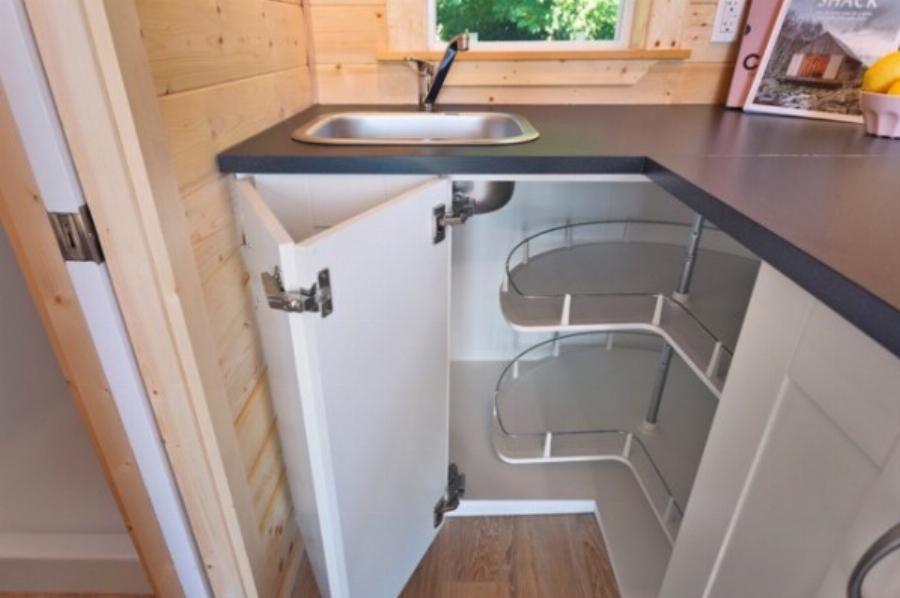 Είναι μόνο 15 τετραγωνικά, το πηγαίνεις όπου θες και το εσωτερικό του είναι τόσο βολικό σαν μεζονέτα