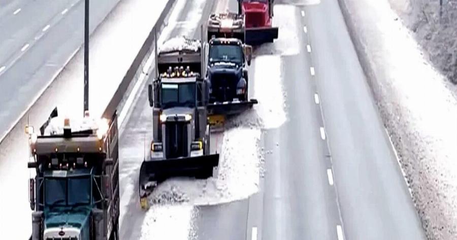 Μακάρι να το δούμε και στην Ελλάδα: Απομακρύνουν το χιόνι από την Εθνική Οδό σε χρόνο ρεκόρ