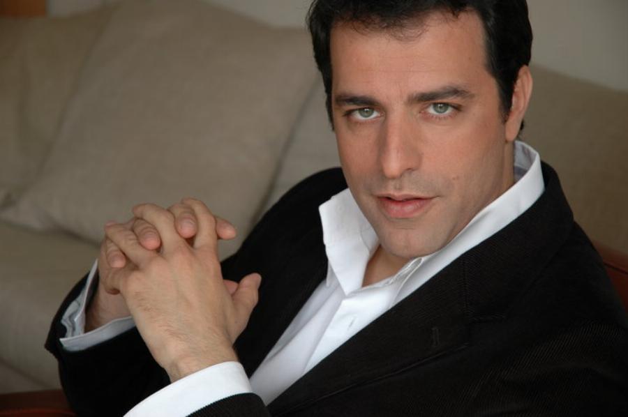 Στέλιος Καλαθάς: Η εξομολόγηση για το σοβαρό τροχαίο ατύχημα, το θαύμα στο Άγιο Όρος και η δύναμη της Παναγίας