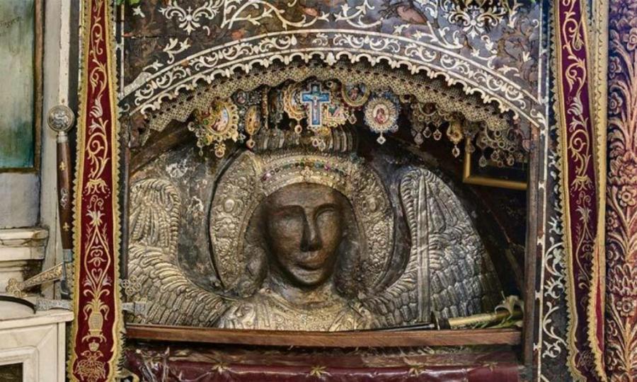 «Σήκω και πήγαινε στο Ναό μου να Κοινωνήσεις» – Θαύμα του Ταξιάρχη σε ανάπηρη γυναίκα