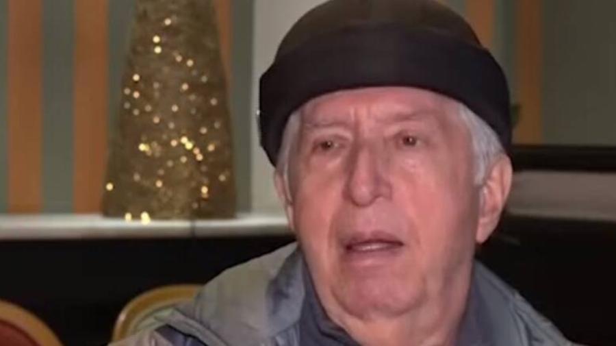 «Άντε φύγε από εδώ ανόητη»: Ο Κωνσταντίνος Τζούμας επιτέθηκε σε δημοσιογράφο του ΑΝΤ1