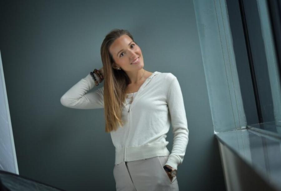 Γελένα Τζόκοβιτς: Η εντυπωσιακή σύζυγος του Νόβακ Τζόκοβιτς – Φιλάνθρωπος, επιχειρηματίας, γνωρίζει 17 γλώσσες