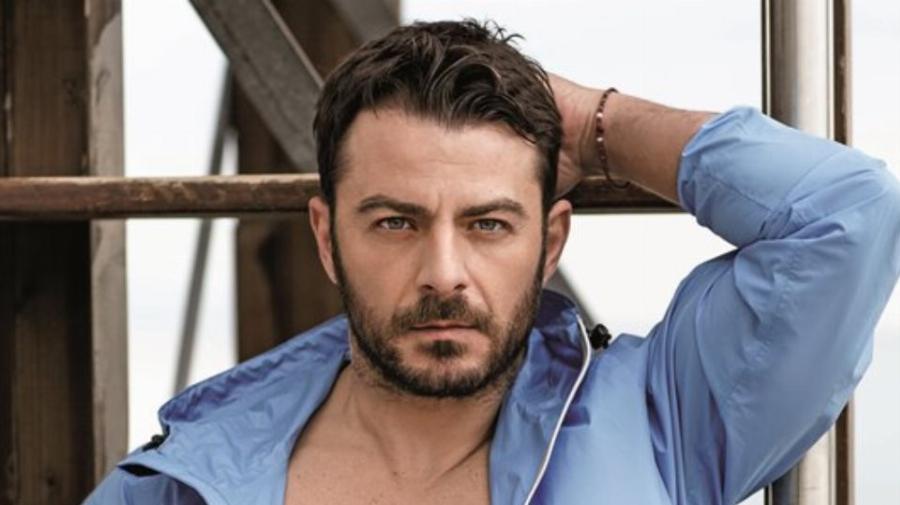 Γιώργος Αγγελόπουλος: Η νίκη στο Survivor, η συμμετοχή στο «Τατουάζ», ο γάμος στο παρά τσακ  και οι απώλειες που τον τσάκισαν