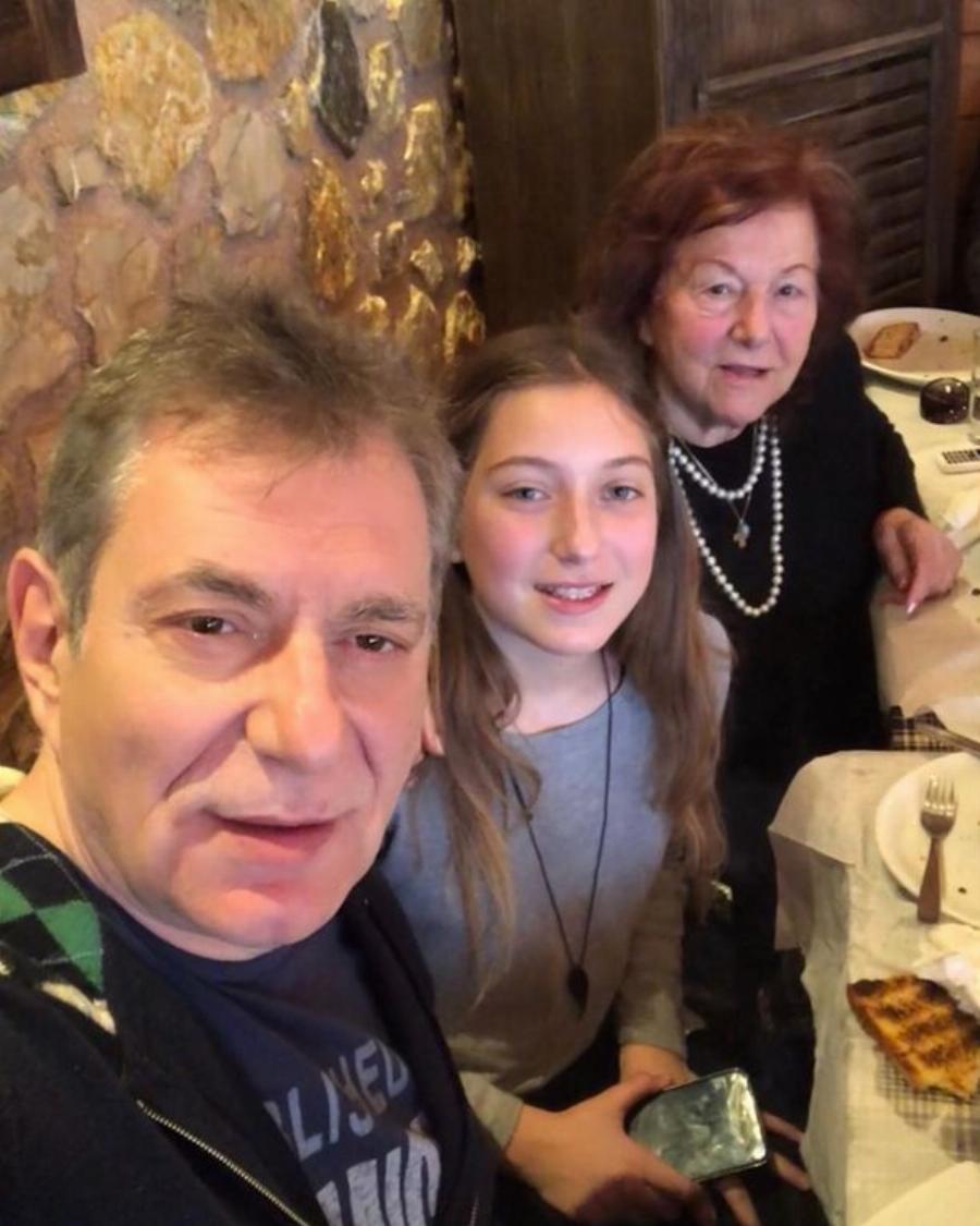 Άγγελος Διονυσίου: H μεγάλη απώλεια, η σχέση με την πρώην μητριά του και τα τρία παιδιά