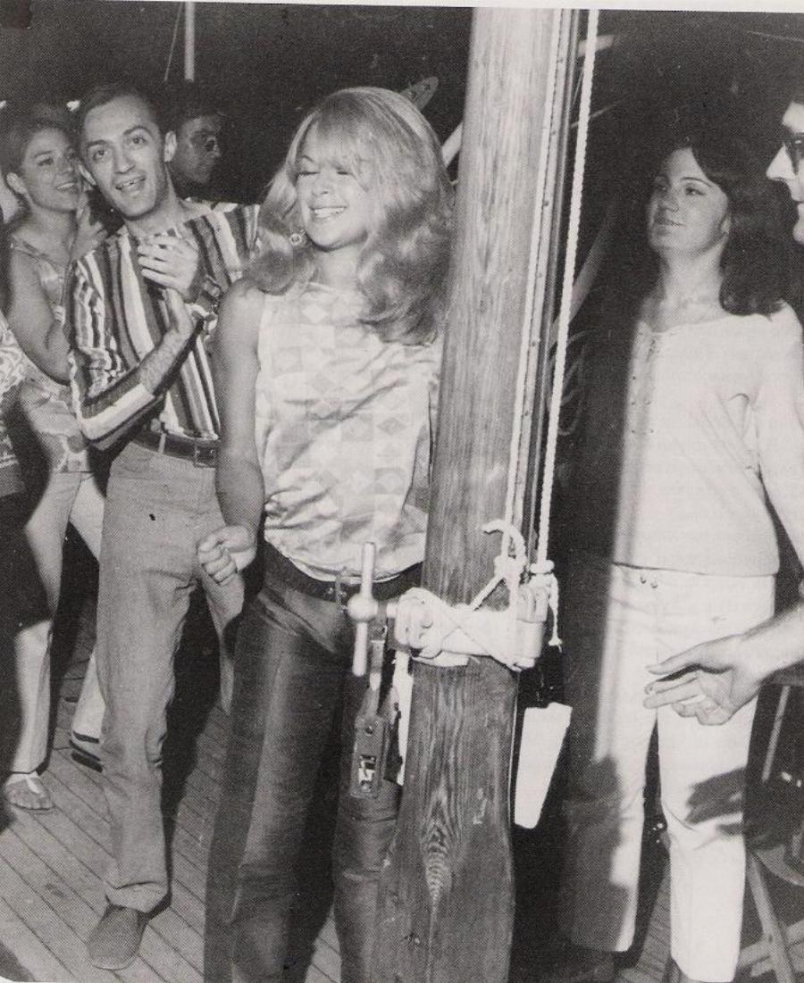 Αλίκη Βουγιουκλάκη: Σπάνιες και αδημοσίευτες εικόνες από τη ζωή της Ελληνίδας σταρ