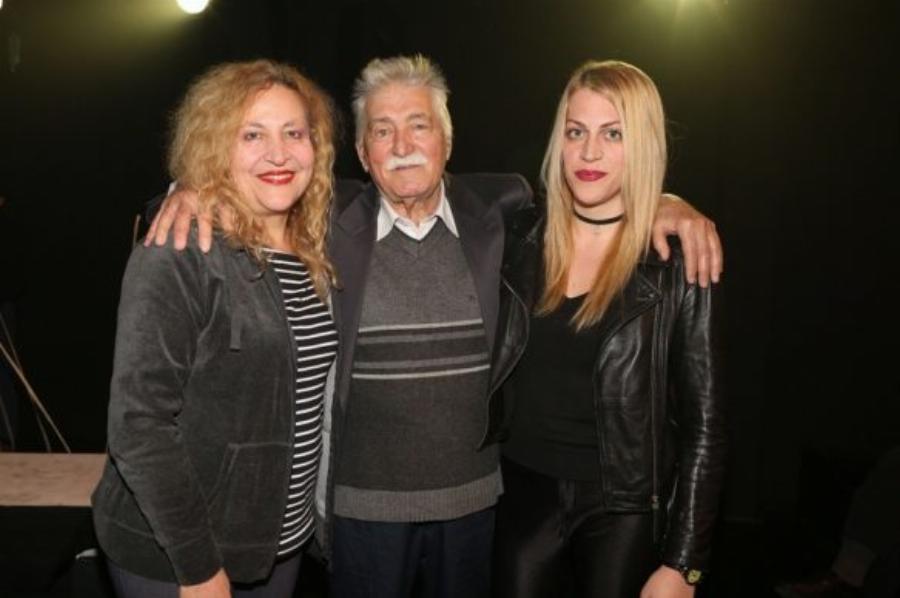 Ανέστης Βλάχος: Τα φτωχικά χρόνια ως φοιτητής, η απώλεια του ματιού του, ο «κακός» του κινηματογράφου και ο γάμος της κόρης του