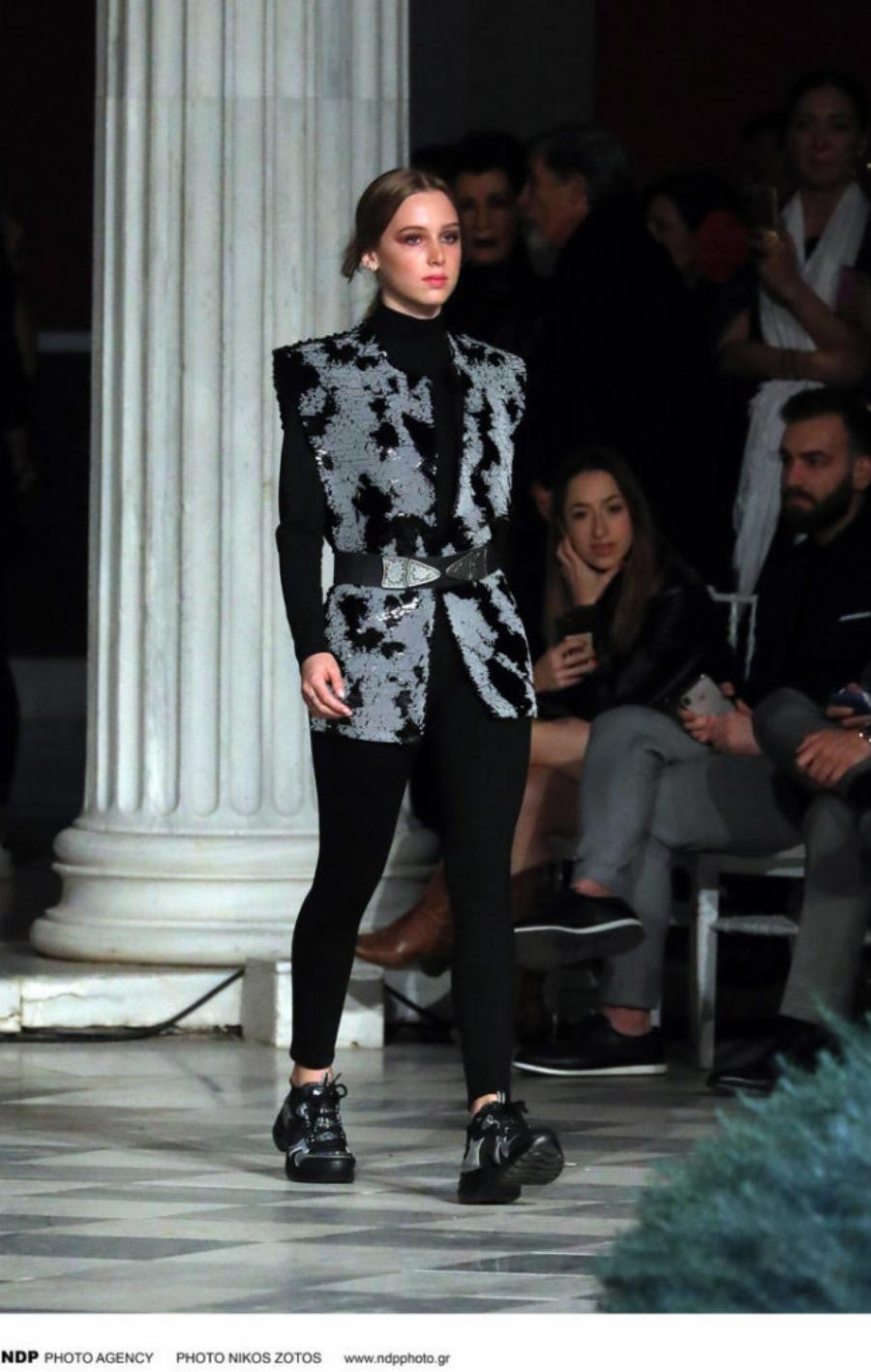 Αννίτα Ναθαναήλ: Η κόρη της, Τερέζα Χάμπερτ, έγινε 16, εργάζεται ως μοντέλο και έχει πάρει την ομορφιά της μητέρας της