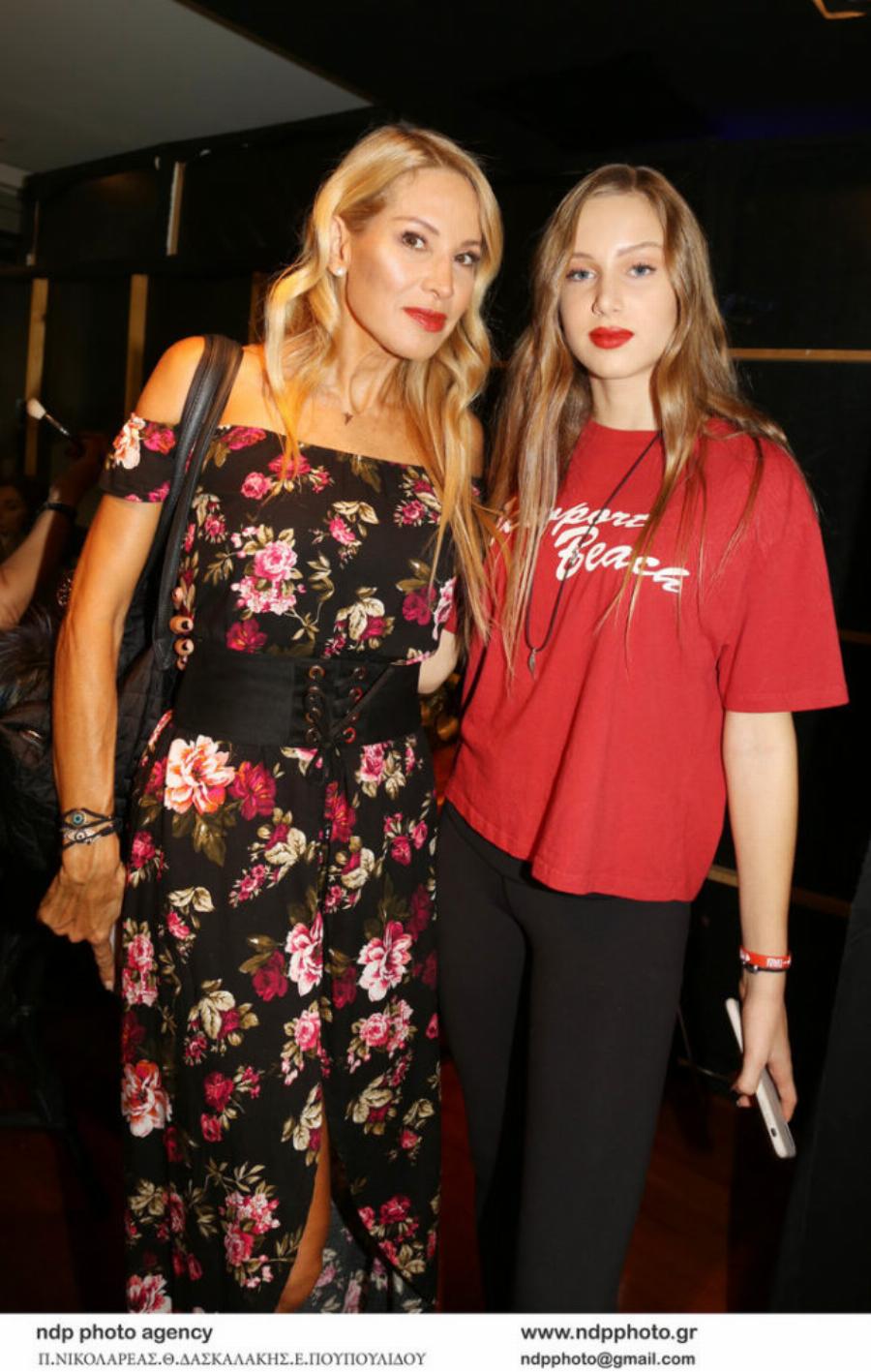 Αννίτα Ναθαναήλ: Η κόρη της, Τερέζα Χάμπερτ, έγινε 16, εργάζεται ως μοντέλο και έχει πάρει την ομορφιά της μητέρας της