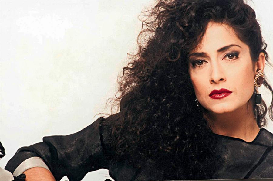 Άννα Βίσση: Η έντονη ζωή, οι θυελλώδεις σχέσεις και η πραγματική ιστορία πίσω από το «Δώδεκα»