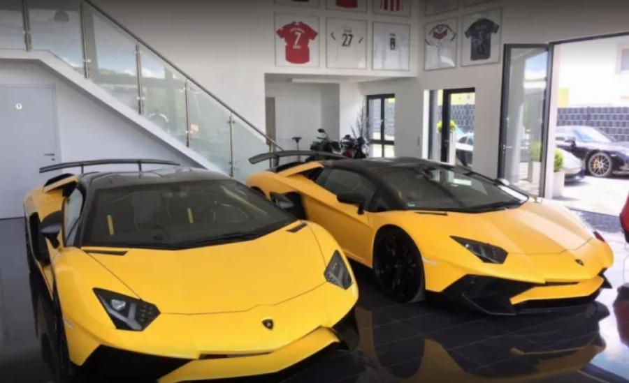 Τροχαίο με Ferrari: Μεταχειρισμένη, από Σέρβο έμπορο, με μόλις 1.000 χλμ στο κοντέρ η μοιραία Ferrari