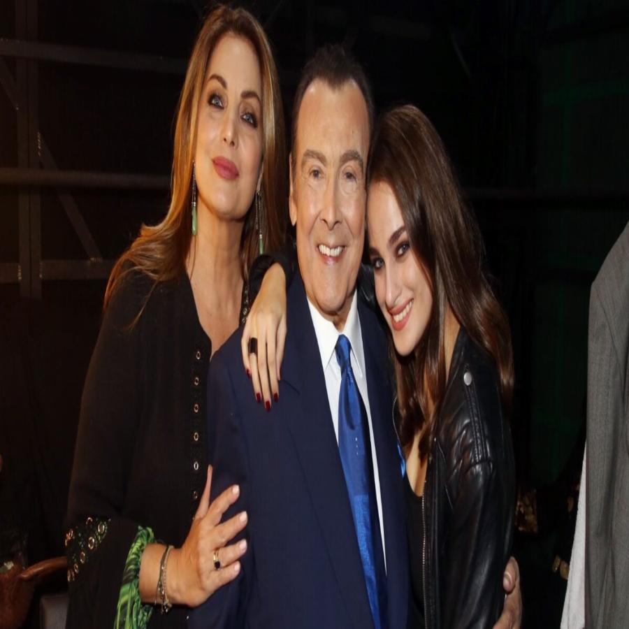 Η συγκινητική φωτογραφία της Άντζελας Γκερέκου για τους έξι μήνες από τον θάνατό του Τόλη Βοσκόπουλου