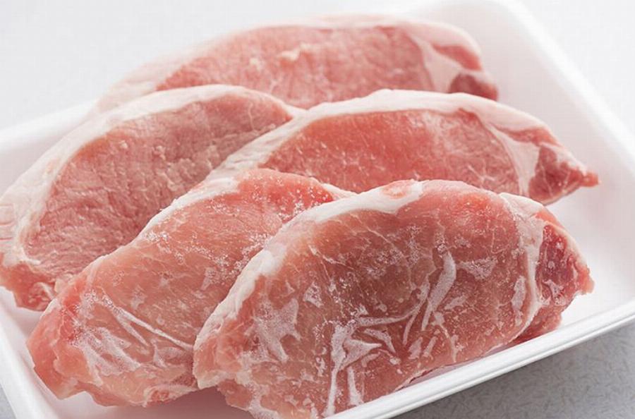 Μπριζόλα: Ο μοναδικός, γρήγορος και εύκολος τρόπος για να την ξεπαγώσεις μέσα σε 3 λεπτά χωρίς να χάσει τη γεύση της