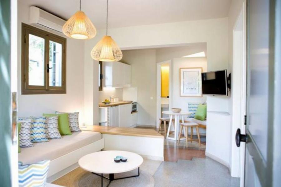 Μικροσκοπικό σπίτι στα Χανιά: Το εμβαδόν του αγγίζει τα 40 τ.μ. και διαθέτει υπερπολυτελείς εσωτερικούς χώρους