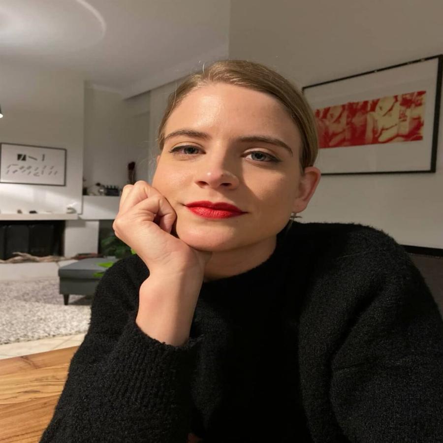 Δανάη Μιχαλάκη: Οι δυσκολίες πριν τις «Άγριες Μέλισσες» και ο αναπάντεχος τρόπος που πήρε τον ρόλο της Δρόσως