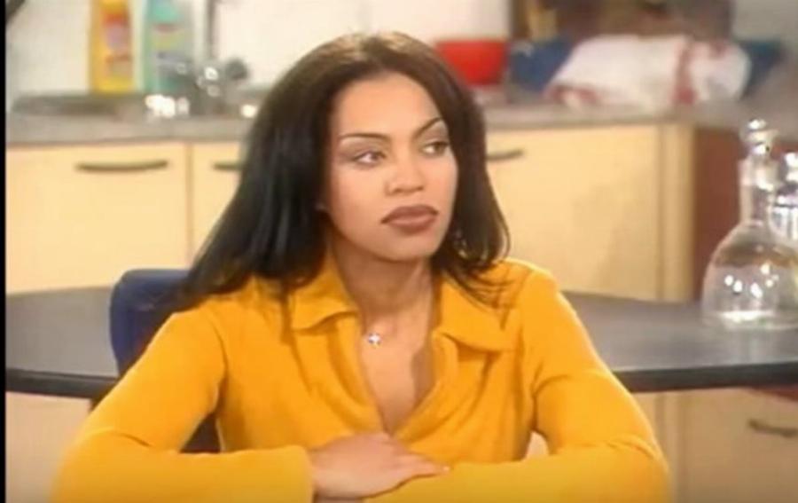 Νίκη Σερέτη: Η Δεβόρα του Ζάχου Δόγκανου, από το «Εκείνες και εγώ», έχει γίνει μία κομψή και άκρως γοητευτική γυναίκα