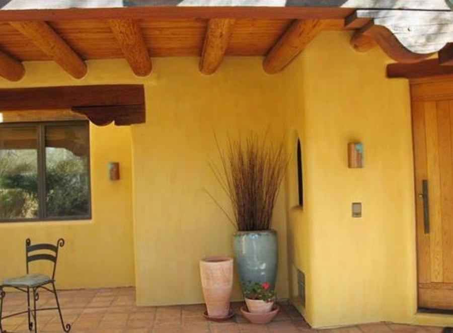 Δύο πανέξυπνοι Λαρισαίοι παράτησαν τη δουλειά τους και φτιάχνουν σπίτια με 2.000€ από φυσικά υλικά