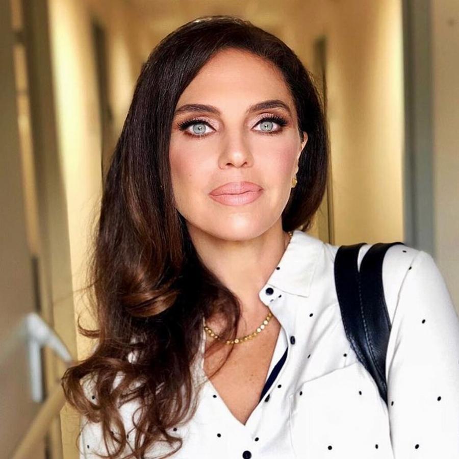 Ελίνα Ακριτίδου: Η πολύχρονη σχέση με τον Γκάλη, οι 2 γάμοι, το πρόβλημα υγείας του γιού της και ο μεγάλος τσακωμός με τον Φώσκολο