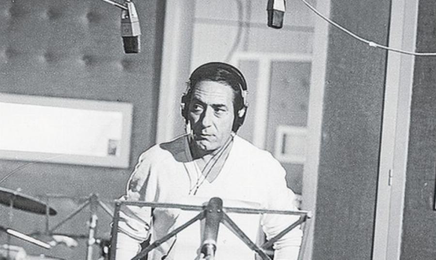 Στράτος Διονυσίου: «Οι γυναίκες με κορόιδευαν όμως δεν παρακαλούσα» – Η ροκ ζωή, η φυλακή και το τέλος στα 55