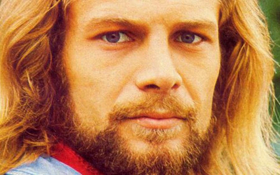 Έζησαν την απόλυτη φτώχεια και δεν το έβαλαν κάτω: 12 περιπτώσεις Έλληνων ηθοποιών που βίωσαν κρίση