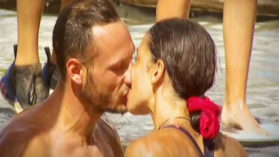 Η αλλαγή στο Instagram του συντρόφου της Μυριέλλας μετά τα φιλιά που έδωσε με τον Κατσαούνη στο Survivor