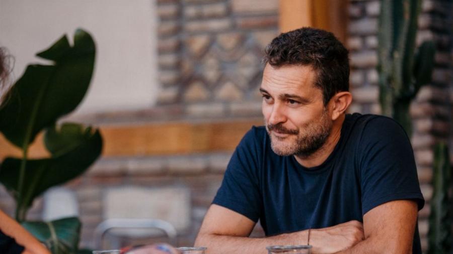 «Με τη μητέρα του γιου μου δεν ήμουν ποτέ ζευγάρι»: Η εξομολόγηση του Γιώργου Καραμίχου που θα συζητηθεί