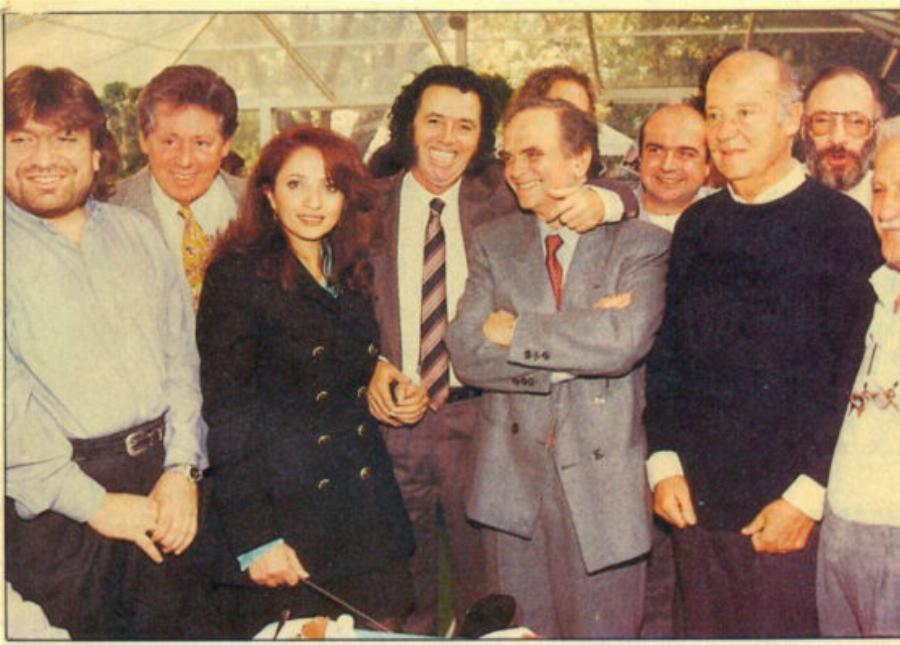 Γλυκερία: Ο διαγωνισμός ταλέντου που την ανέδειξε, η μεγάλη καριέρα, τα 40 χρόνια με τον σύζυγο της και το λάθος με τον γιο της