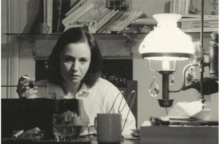 Κατερίνα Γώγου: Η τεράστια αγάπη για την ποίηση, το μήνυμα στην κόρη της Μυρτώ και η αυτοκτονία της